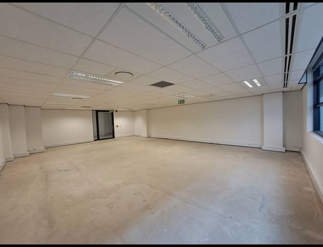 126M² OFFICE TO LET IN ILLOVO